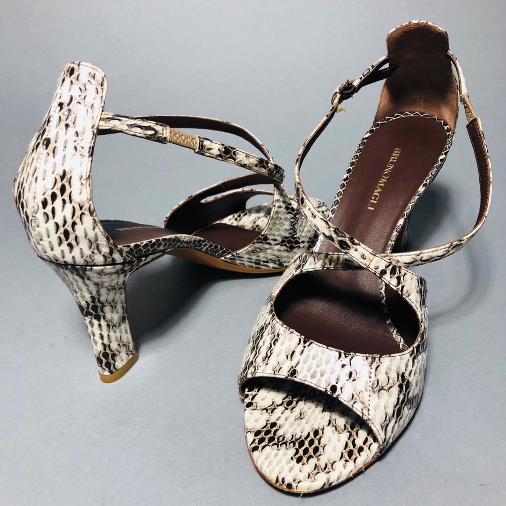 Authentic Bruno Magli Sling back - Picture 4 of 6